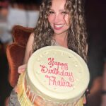 Thalía Instagram - Happy bday to me🥰🙏🏼