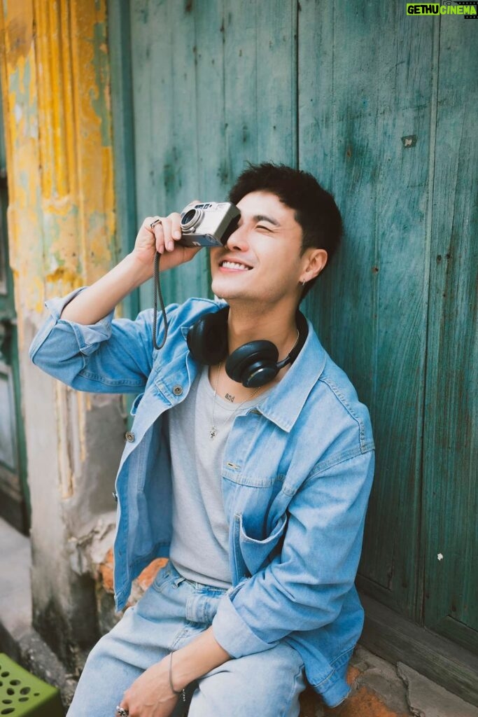 Thanh Sơn Instagram - Làm việc mình thích là Tự Do Thích việc mình làm là Hạnh Phúc 🥰 Một buổi chiều trà đá cùng anh 📸 Nguyễn Hải Đăng