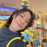 Thasorn Klinnium Instagram - me&minions🤓🍌🐤🪄 Universal Studios Singapore