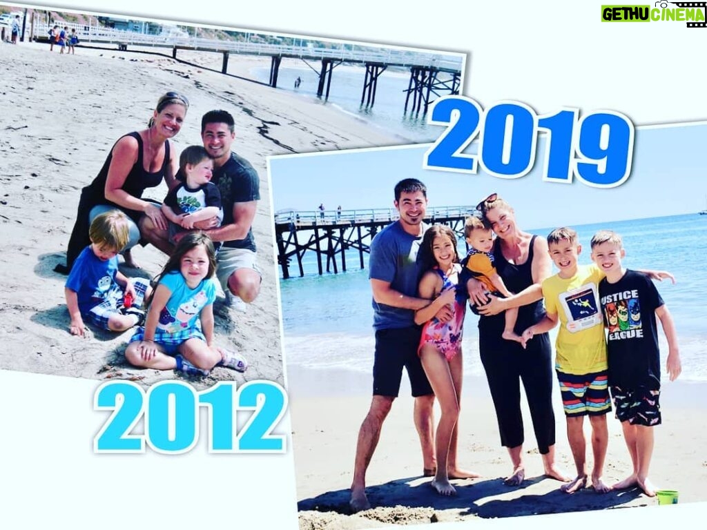 Thomas Beatie Instagram - Même plage, même famille (+1), +7 ans: plus d'amour. ⛱❤🎁 same beach, same family (+1), 7 years later: more love. Malibu Beach Bar & Surf Club