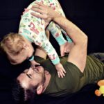 Thomas Beatie Instagram - Ils ne restent pas petit pour toujours. Cherish les petites choses. ❤ They don't stay small forever. Cherish the littles things. Phoenix, Arizona