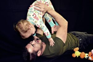 Thomas Beatie Instagram - Ils ne restent pas petit pour toujours. Cherish les petites choses. ❤ They don't stay small forever. Cherish the littles things.