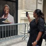 Tiffany Derry Instagram - So imagine pulling up to do some media events at @foodnetwork Kitchen and you see your face on the wall!! Yes had no clue y’all!! We had the best time hanging and can’t wait to do it again. Go check us out on Park Ave and tag us with your pics @chefbrookew @mvoltaggio @bobbyflay #bobbystriplethreat #shef #foodnetwork Food Network Kitchen