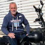 Timothy V. Murphy Instagram – A big shout out to Little Joes bar in Chicago @ljs_1041 @harleydavidson ☘️☘️☘️👊🏼👊🏼👊🏼