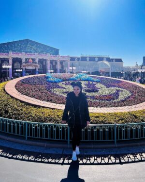 Tina Guo Instagram - The happiest place in Japan 🇯🇵
@disneyland Tokyo
@disney @disneyparks @shopdisney @shopdisneyparks @shopdisneytokyo @waltdisneyworld
