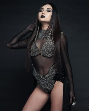 Tina Guo Instagram - Hello 🖤
