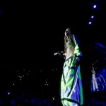 Tini Stoessel Instagram - GRACIAS BARCELONA POR LO Q VIVIMOS ANOCHE. la emoción y la alegría q se sintió nunca la voy a olvidar. lxs amo con todo mi corazón💗 gracias a mi equipo por constantemente ponerle tanto amor y esfuerzo a todo, lxs amo y admiro mucho💗 Palau Sant Jordi Barcelona