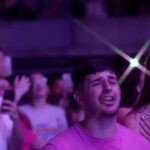 Tini Stoessel Instagram - GRACIAS BARCELONA POR LO Q VIVIMOS ANOCHE. la emoción y la alegría q se sintió nunca la voy a olvidar. lxs amo con todo mi corazón💗 gracias a mi equipo por constantemente ponerle tanto amor y esfuerzo a todo, lxs amo y admiro mucho💗 Palau Sant Jordi Barcelona