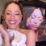 Tini Stoessel Instagram - GRACIAS CADIIIZZZZ🥹💘💘💘💘💘💘 gracias por todo el amor q estamos recibiendo en esta gira, terminamos con el corazón explotado de emoción después d cada SHOWWWW🦋🥹💘🏹🏹🏹🏹 esta noche nos vemos Fuengirola💞
