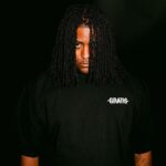 Tizzo Instagram - GRATIS GRATIS est disponible! Quantités limitées et disponible seulement une semaine! 5 modèles exclusifs sortent! Disponible en précommande sur le site de @centrall.ca et dans toutes leurs succursales. Les pré-commandes en magasins auront une surprise avec leurs commande. GIVEAWAY Pour la sortie nous tirons 5 morceaux (un de chaque dans ta taille) Tag 2 amis et share le post pour participer. Tirage ce Jeudi Design: @oodvng et @shreezfbv 📸 @ssam_lord @rblmanrs.ssam #gratis #projetmf #centrall #canicule #shreez Gratis