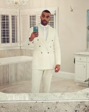 Toby Sandeman Instagram - “She seh her man insecure an fraid a mi” - Mi nuh blame di yout