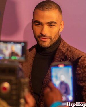 Toby Sandeman Instagram - Grateful to be celebrating the Premiere of the Game with the Gang. 

It’s a blessing to get to do what you love but it’s even more of a blessing to do it with people who pour into you and want to see you win. #protectyourenergy and uplift those around you. 🖤

Styled by: @mr_baldwinstyle & @courtney.arringtonbaldwin 

Jacket by: @musika 

Tailoring - @modernstitchtailoring

Grooming: @shenellemayssmith 

📸 @dashthastoner @therealmalcolmr