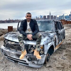 Toby Sandeman Instagram - Just Came Across this 📸 of my First Lead Role in the Pilot Reboot of New York Undercover back in 2019!!!!!! 🤯🤯🤯. 

Written by @_benipedia_ and Directed by @shinybootz Starring the original cast @malikyoba and @lunalaurenvelez who made the Classic what it was and #TheNewSquaddddd Myself, @_ot, @say_ahna and @octaviopisano

 Allllll I can say is: THIS PILOT WAS A BANGER!!!! And I had so much fun filming it ✨✨✨