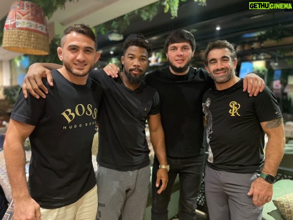 Tofiq Musayev Instagram - @aghayev_rafael 🥷@haci_aliyev_65 🥷@frankchamizo92 🥷 Baku, Azerbaijan