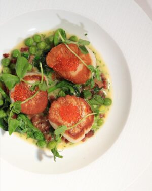 Tom Colicchio Instagram - In season @craftedhospitality. 
#makepeoplehappy