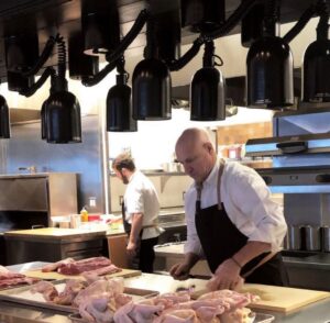 Tom Colicchio Instagram - Sharing some early days at @smallbatchrestaurant - over 4 years ago! 👀 And, the exciting news that beginning on January 2, 2023 Small Batch is re-opening on Mondays & Tuesdays for lunch & dinner. Getting us back to 7 days for the first time since early 2020. Such great news to start the new year. Great work team! 

#smallbatchrestaurant #longisland #makepeoplehappy