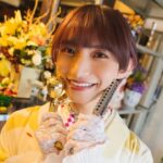 Toman Instagram – 先日、テレビ東京ドラマ

「俺の美女化が止まらない!?」

が最終話を迎えました。

 Paraviでの独占先行配信から
地上波放送、TVerでの見逃し配信と
ご視聴いただきまして
ありがとうございました＾＾

オーディションからクランクアップまで

ハルちゃんを支える日々も
ママと恋々乃、ジュカさんとふざけ合う日々も

どの日も楽しくて
本当にスピカドールで働きたいと思うこともありました

お客様とキャストの居場所であるスピカドールが
視聴者の皆様の居場所にもなれていたら嬉しいです。

ドラマは最終話を迎えましたが
原作コミックは続いております。

ドラマでは描かれていないこともたくさんなので
まだ読んだことがない方は是非コミックも＾＾

またいつの日かお会いできたら嬉しいです。

改めまして
ご視聴いただきありがとうございました🧡

〰️〰️〰️〰️〰️

多様性が広がる社会の中で

自分らしくいることが難しい方
そもそも「自分らしさ」とは？と考える方も
たくさんいらっしゃるかと思います。

無理に変わることも表現することもなく

自分に正直に『好き』を大切にしたり
小さなことからでも
いつもとは違うことに挑戦してみることで

「自分らしさ」を見つけることができて
見える世界も変わってくると思っています。