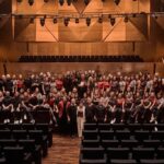 Tomasz Organek Instagram - Wczoraj, tj. w poniedziałek 24.10 w @filharmoniaszczecin zagraliśmy dwa koncerty wraz z @chor_pm_szczecin pod batutą prof. dr hab. Sylwii Fabiańczyk-Makuch. Ten wieczór był niesamowity. Prawie sto osób na scenie, wyprzedane bilety i fantastyczna atmosfera. Nasze piosenki nabrały powagi i blasku, niektóre zabrzmiały wprost majestatycznie. Dziękuję wszystkim za zaangażowanie i chęć podjęcia tego ogromnego wysiłku. Dziękuję @sylwia.fm oraz @chor_pm_szczecin za profesjonalizm i wspaniałą atmosferę, a Przemkowi Skuzowi oraz @_tomaszlewandowski_ za przepiękne aranże, które zrobiły z naszych piosenek istne arcydzieła ;) Dziękuję też chłopakom: @staszewski.a oraz @robertmarkiewicz za zawodowe granie. Mam nadzieję, że to jeszcze kiedyś powtórzymy 🙌 Filharmonia im. Mieczysława Karłowicza w Szczecinie