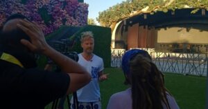 Tomasz Organek Instagram - Mądrość. Prestiż. Elokwencja. Skromność. Światowa kariera w Dubaju 🌴☀️🐪🤪 #expo #dubai #skynewsarabia #dubaitvدبي #expotvcultura #talktalktalk #radduet #instytutb61 #mysticproduction #organek