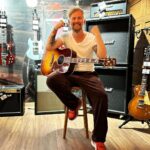 Tomasz Organek Instagram - Dziękuję salonowi Rock’n’roll w Warszawie @rnr.pl za super profesjonalne i pełne zaangażowania oraz sympatii podejście do współpracy. Hough 🖐️