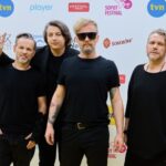 Tomasz Organek Instagram - Dziękujemy wam wszystkim za super odzew i zabawę podczas (yes, you Ken) @topofthetopsopotfestival 2023 na antenie @tvn.pl. Tomaszczyk nawet zawalczył o wolność na tym zdjęciu ✌️Mnie ewidentnie coś uwiera, ale nie wymiękam i idę na wygraną. Robciu nie ma ręki, a Adaś chce komuś na*bać. 🫶 Sopot, Poland