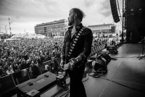 Tomasz Organek Instagram - Dzięki Gdańsk @meskie_granie 🤘

Fot.: @karol_kacper