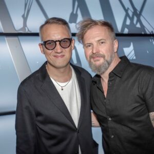 Tomasz Organek Instagram - Gala Medalu Wolności Słowa 2023, Grand Press, ECS, Gdańsk. Razem ze wspaniałymi artystami miałem przyjemność wystąpić podczas tej znakomitej i jakże ważnej uroczystości. Dziękuję @kayah_official @ralphkaminski @monikaurlik oraz @grzegorz_turnau i @jan_emil_mlynarski ✌️