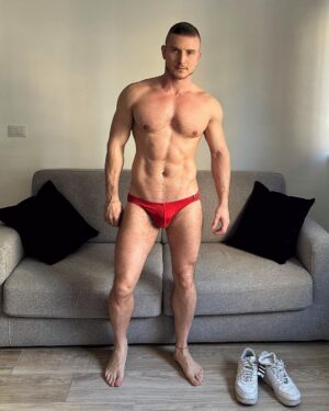 Tommaso Freno Instagram - 𝐑𝐞𝐝…𝐩𝐚𝐬𝐬𝐢𝐨𝐧!🔺

→ @gentlewear 🔥
.
.
.
.
.
.
.
.
.
#tofparis #fitnessmodel #follow #fit #sexymodel #gaymen #sexyhunk #abs #hot #sixpack #cuteboy #cuteboys #sexygay #guys #muscleguy #photography #sexeducation #love #menstyle #hotman #handsomeguy #asianboy #shirtlessguy #instaguy #underwear #hotboys #handsomeboy #instagood #bulge #body