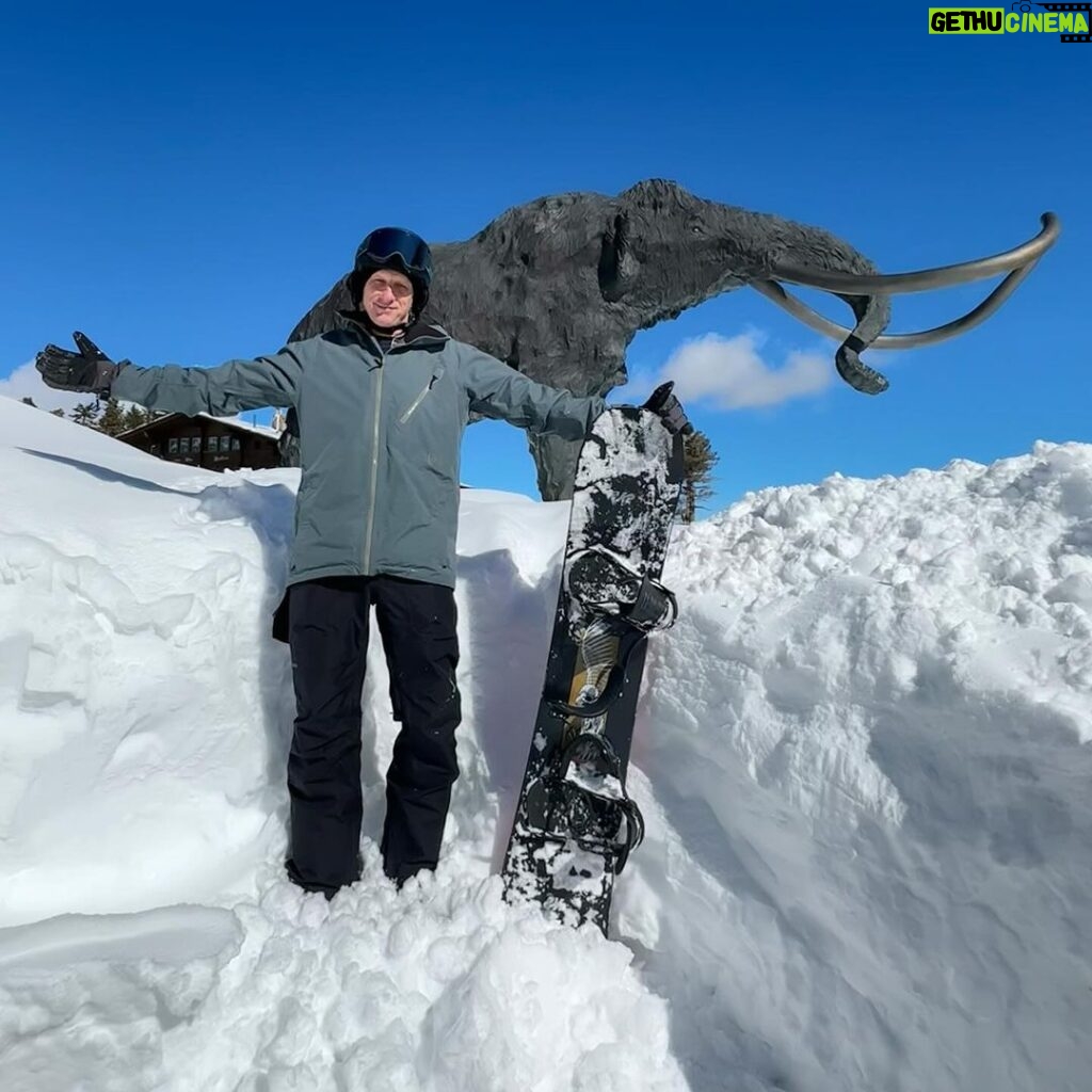 Tony Hawk Instagram - Pow! ❄️🤿🏂 @mammothmountain Mammoth Mountain Ski Area