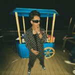 Tony Kakkar Instagram - Only day when I eat cake 🎂💎 #birthday