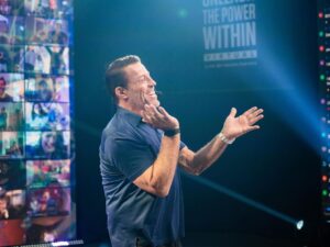 Tony Robbins Thumbnail - 32.5K Likes - Most Liked Instagram Photos