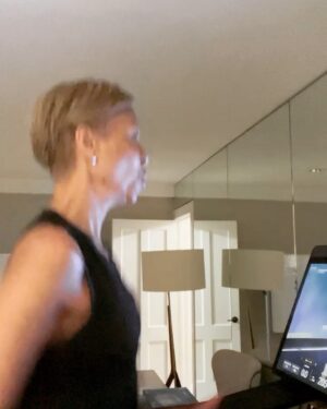 Tonya Lewis Lee Instagram - Life is all about staying committed to self-improvement, and for me, the gym is where it all starts. I am pushing boundaries, having a good time, and loving the results. 💪 #SelfImprovement #FitnessJourney #PushingBoundaries

Check out @movitaorganics for a suite of wellness products. 🌿 
Movita organic vitamin subscriptions that support your vitality, beauty, and energy to win the day. 💫 #Wellness #Vitamins #HealthAndBeauty