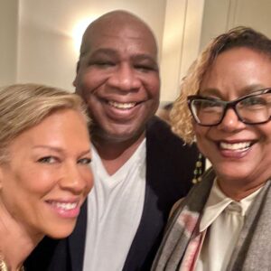 Tonya Lewis Lee Instagram - I attended the launch of @nicoleavantofficial new book: “Think You'll Be Happy: Moving Through Grief with Grit, Grace, and Gratitude”. #linkinbio

It was a fun & celebratory night with lots of references to her amazing parents #JacquiA and the one and only Clarence Avant. 
#bookparty #parents #love #memory #friends #book #reading