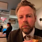 Torbjørn Røe Isaksen Instagram - Jeg lever la vida loca. Ja, jeg vet det er tirsdag, men jeg føler bare en boblende glede inni meg som må få slippe ut. (RETTELSE: hadde skrevet loco, som en kommentar gjorde meg oppmerksom på).