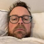 Torbjørn Røe Isaksen Instagram - Jeg er syk. Og ikke sånn «jeg er sykt feeeet, liksom» som jeg tror ungdom på Vestkanten i Oslo sier. Bare syk. Ikke sykt syk, heldigvis. Men syk.