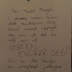 Torbjørn Røe Isaksen Instagram - —> Julegave til en venn/slektning/bitter fiende? Frem til 4. desember kan du bestille et eks av den kritikerroste boken (den er det!) Ingen tror på nåtiden— med en personlig hilsen (se eksempel i bilde). Litt billigere er boken også — og den kommer frem til jul! LENKE I BIO. (ANNONSE, selv om ingen har betalt meg for å legge ut dette)