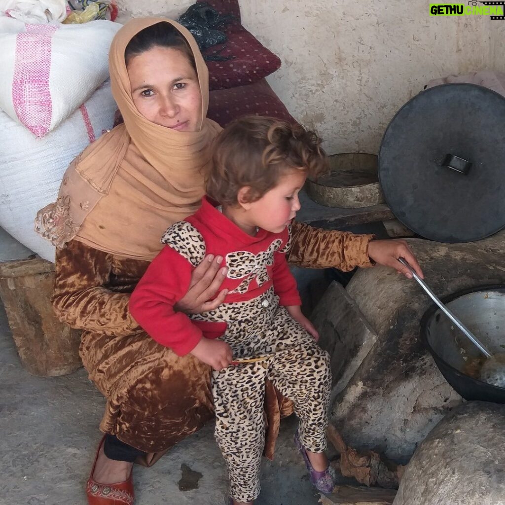 Troian Bellisario Instagram - Today is #WorldHumanitarianDay. Please support @thehalotrust and the work they've been doing in Afghanistan for the last 33 years clearing over 850,000 landmines and other explosive hazards to make the streets safe for children and families. The 2,500 Afghans they employ need our help now more than ever. #HaloTrust #Afghanistan #LinkInBio