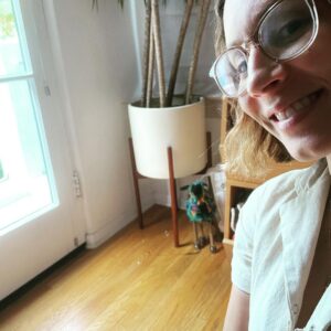 Troian Bellisario Instagram - My eldest (still only 2) now takes my phone and tells me or the nearest objects to say “cheese.” Since everyone is doing their summer photo dumps I figured I’d follow with “Aurora’s World” enjoy. I’m both terrified of her mastery of a phone and in awe of her photography skills.