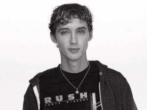 Troye Sivan Instagram - ONE OF YOUR GIRLS 💔 VIDEO + ALBUM OUT FRIDAY