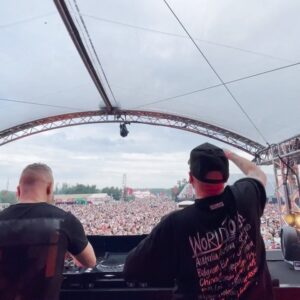 Tuneboy Instagram - It’s a HEARTACHE! 💔 Technoboy ‘N’ Tuneboy's latest bomb is NOW available for streaming! 💣 #hardstyle #dirtyworkz #heartache #technoboy #tuneboy #music #reversebass #hardstylelover #hardstylefamily #defqon #edc #tnt #edm #harddance
