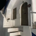 Tuvana Türkay Instagram – 🖤 Mykonos, Greece