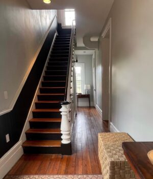 Ty Pennington Instagram - The “before” was giving… haunted house 🙈👻 #LibertineSavannah

#beforeandafter #historichomes #renovation #restoration #1800s #thisoldhouse #typenningtondesign