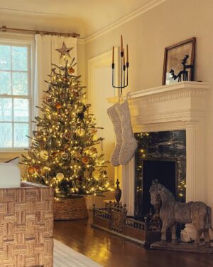 Ty Pennington Instagram - Slow Saturdays 🎄✨ #typenningtondesign
