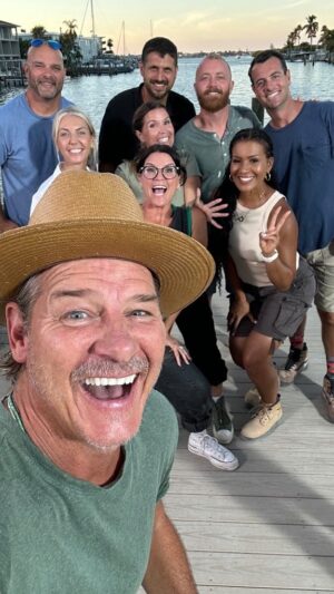 Ty Pennington Instagram - ROCK THE BLOCK SEASON FIVE IS COMING IN MARCH 🎉🌴🎬

Your favorite #rocktheblock duos are back on the block and this time there’s only one thing on their mind… REDEMPTION 👏 

Soooo… what team are you rooting for? Let us know in the comments 👇

✨ Team Keith & Evan? #teamkeithandevan 

✨ Team Bryan & Sarah? #teambryanandsarah 

✨ Team Lyndsay & Leslie? #teamtwinwin 

✨ Team Page & Mitch? #teampageandmitch (sadly, they weren’t able to be in this video, but don’t forget to show them some love in the comments)

Tune in to see the brand new season unfold on Monday, March 4th at 9pm ET/PT on @hgtv or @streamonmax 📺
