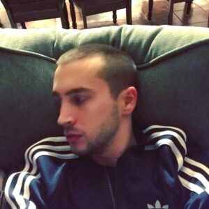 Tyler Joseph Instagram - -._\\___|..''