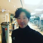 Uhm Ki-joon Instagram – 해장은 역시 운동~~~ㅎㅎ
간만에 쉬는날~~^^*
감기조심하세용~ㅎ