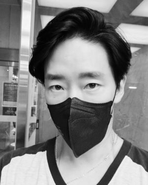 Uhm Ki-joon Instagram - 즐겁고 건강한 한가위되세요~
전 오늘도 운동운동~~ㅎ