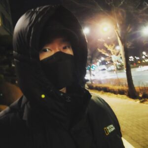 Uhm Ki-joon Instagram - 누군지 모르겠지...???ㅎㅎ
모두들 메리크리스마스입니다^^*ㅎ