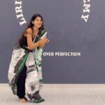 Upasana Rai Instagram - Little too fun for Bengali trend . #upasana #upasanarc #bengalitradition #dance #dancerlife #fashion #fashionblogger #sareelove #sareefashion #belt #ootd #ootdfashion