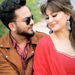 Urvashi Rautela Instagram - Shukriya Gaane Ko Itna Pyaar Dene Ke Liye🧿🧿 . . . #elvishyadav #urvashirautela #reels #elvisharmy #humtohdeewane